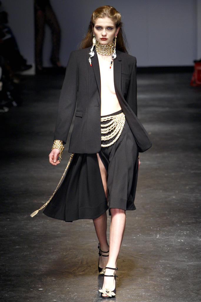 Danielle Scutt 2011ﶬ¸DƬ