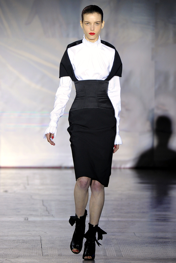 Giles 2011ﶬ¸DƬ
