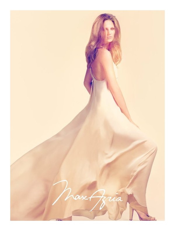 Max Azria 2011ďVƬ DƬ