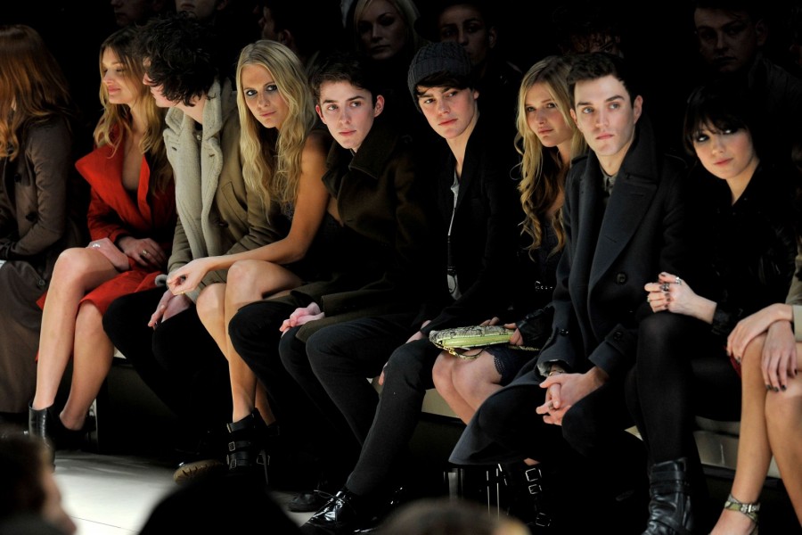 Burberry 2011秋冬秀場明星 高清圖片