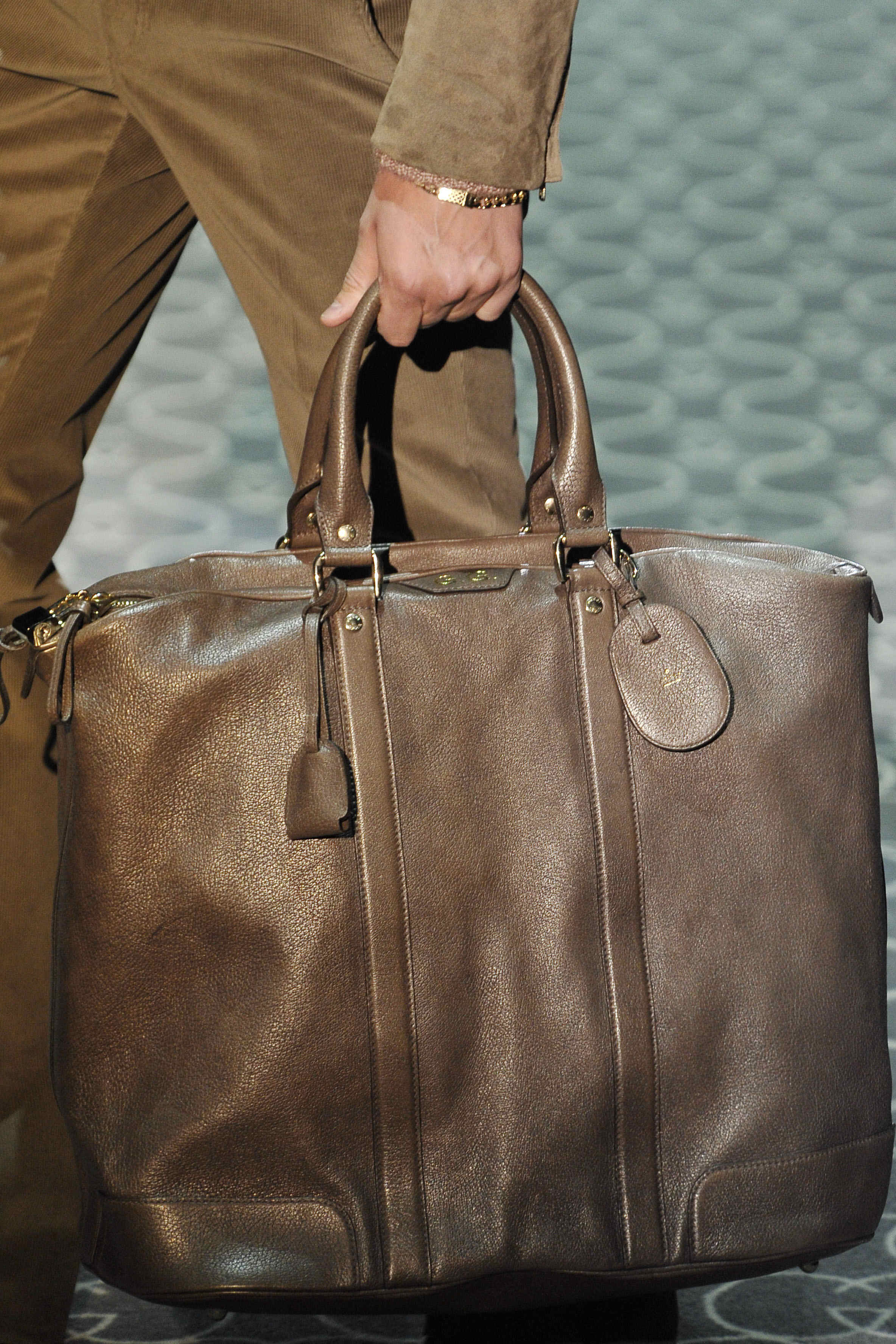 Gucci 2011ﶬbDƬ