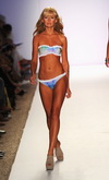 TAVIK Swimwear 2012~Ӿb