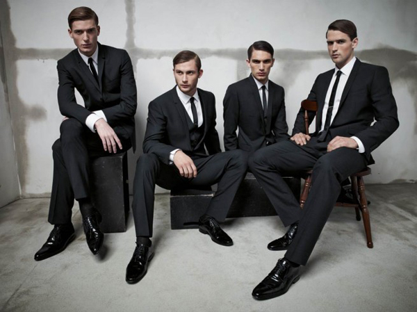 Dolce & Gabbana 秋冬紳士晚禮服廣告 高清圖片