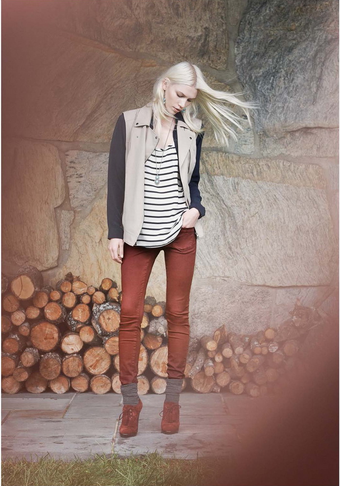 CLUB MONACO 2012ŮbLookbookDƬ