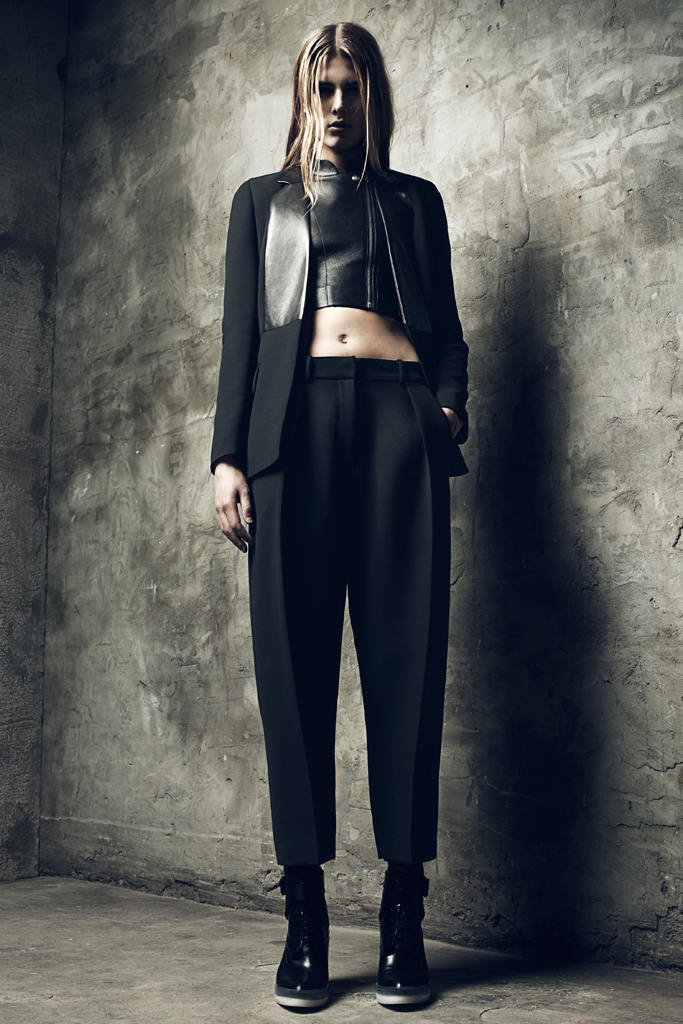 Alexander Wang 13紺DƬ