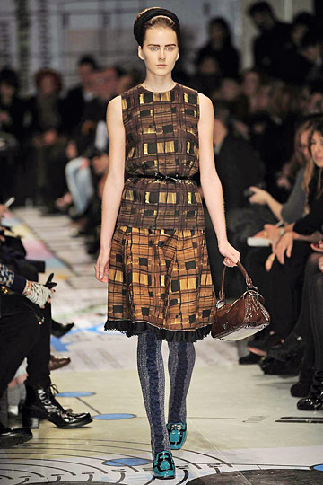 Prada 10ﶬDƬ